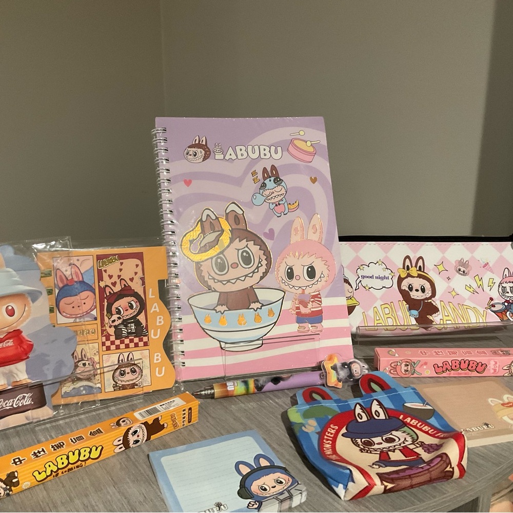 Labubu Stationery Bundle - Picture 2 of 7